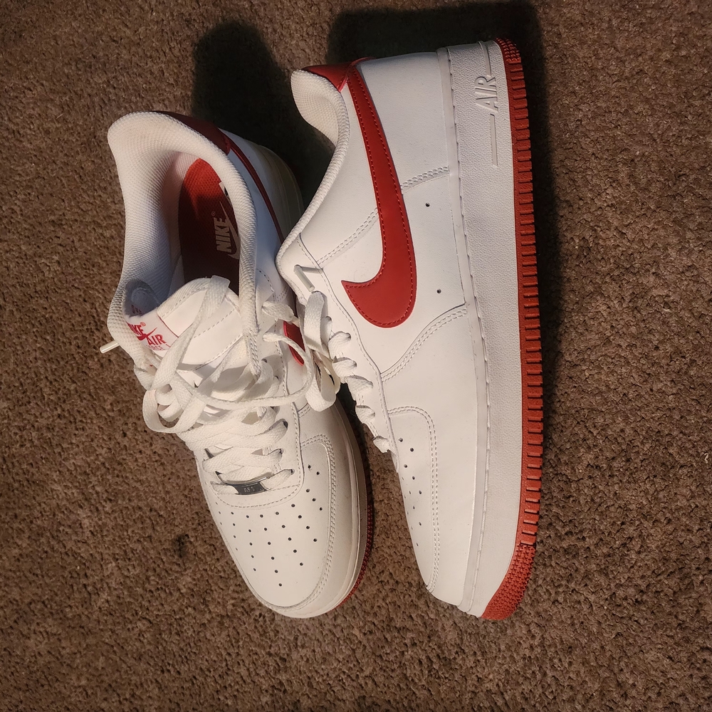 Nike White and Red Sneakers